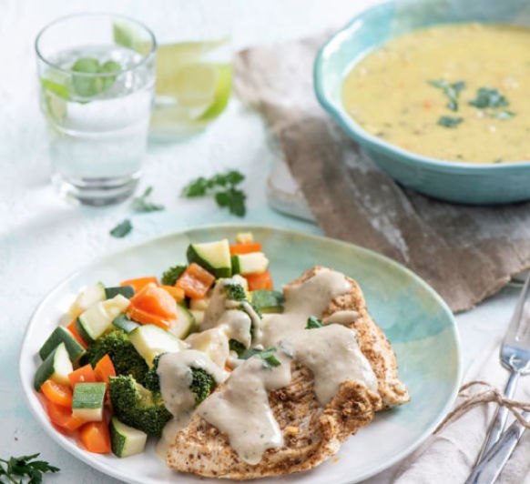Menú completo: Crema de champiñones y pavo con verdura en Varoma