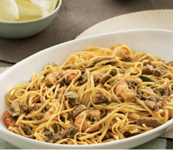 tallarines con ternera y gambas